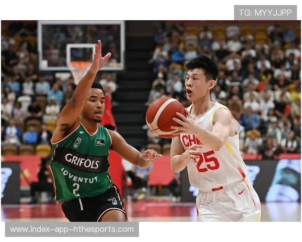 中国男篮的团结点燃希望之火，中国男篮辉煌时刻