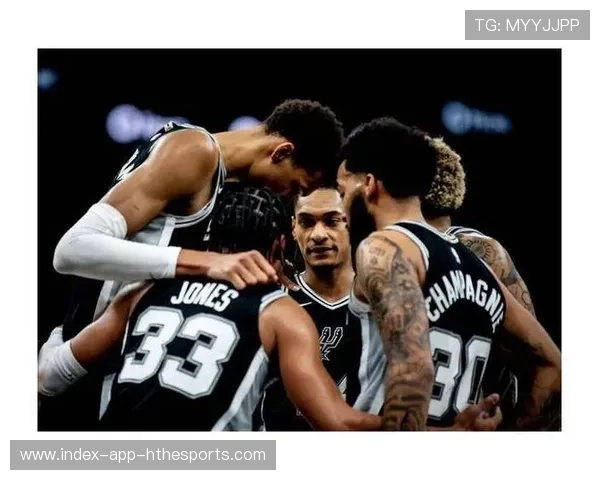 马刺队年轻力量逆袭，未来可期，马刺 队员